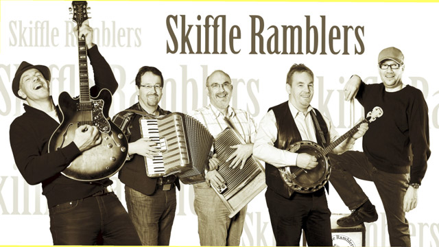 Band-Foto der Skiffle Ramblers mit ihren Instrumenten